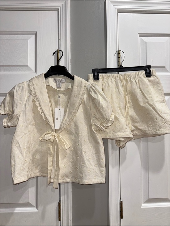 Caroline Constas Pants - Caroline Constas Cream Eyelet cotton Short sleeve sailor tie Top & Shorts set